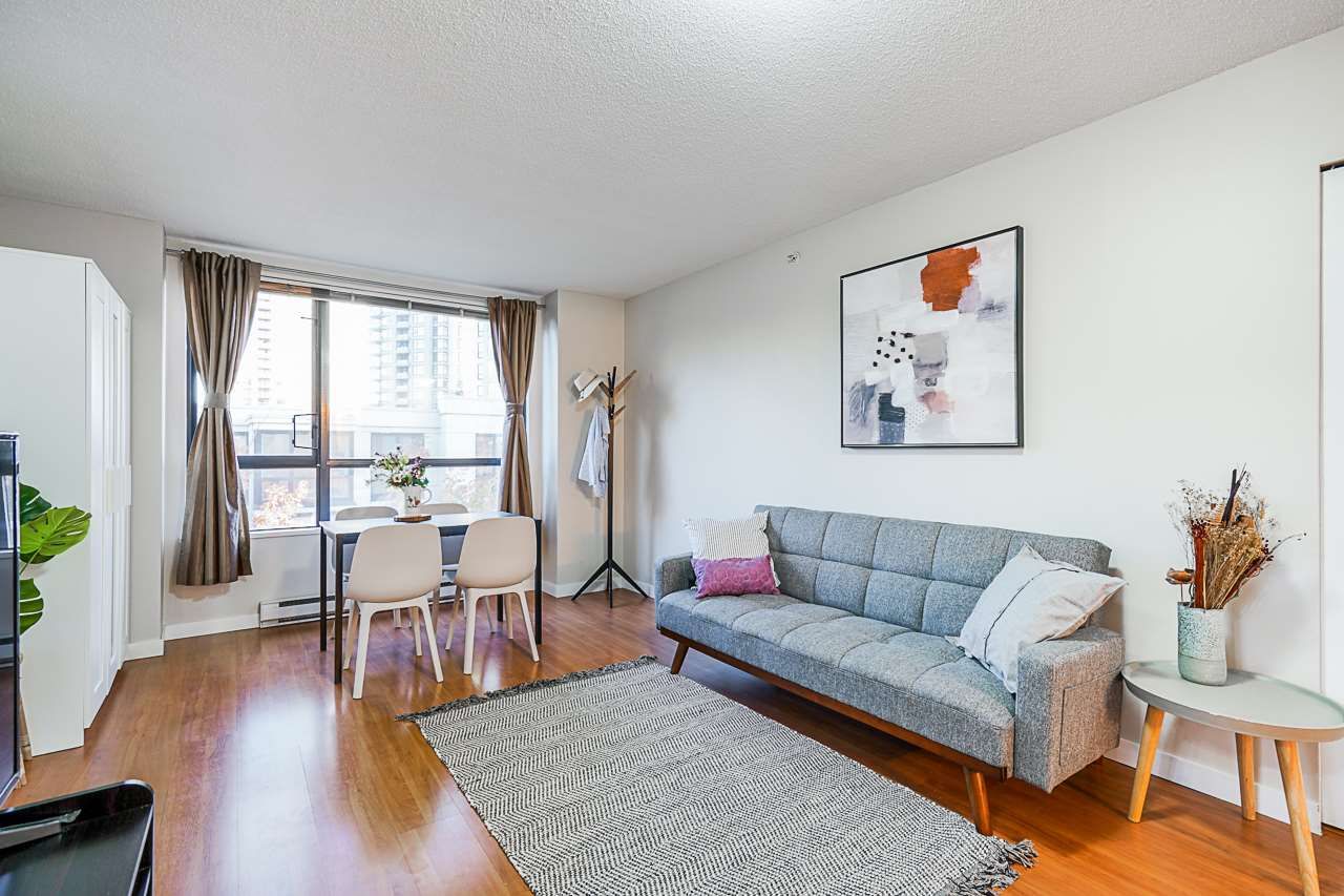 Main Photo: 415 3588 VANNESS Avenue in Vancouver: Collingwood VE Condo for sale in "EMERLAND PARK PLACE" (Vancouver East)  : MLS®# R2505761