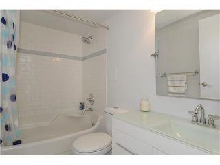 Photo 7: PH4 2410 CORNWALL Avenue in Vancouver: Kitsilano Condo for sale in "THE SPINNAKER" (Vancouver West)  : MLS®# V950330