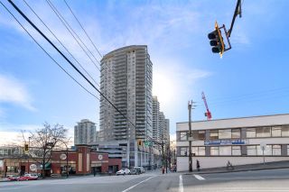 Photo 1: 3002 888 CARNARVON Street in New Westminster: Downtown NW Condo for sale : MLS®# R2551239