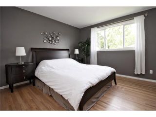 Photo 8: 6208 LACOMBE Way SW in CALGARY: Lakeview Residential Detached Single Family for sale (Calgary)  : MLS®# C3530843