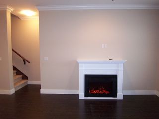 Photo 3: : Townhouse for sale : MLS®# N/A