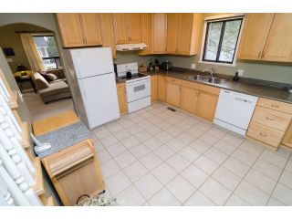 Photo 16: 3955 FRANCES Street in Burnaby: Willingdon Heights House for sale in "Willingdon Heights" (Burnaby North)  : MLS®# V1050591