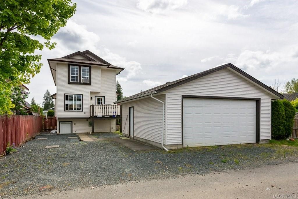 Photo 45: Photos: 3299 Tenth St in Cumberland: CV Cumberland House for sale (Comox Valley)  : MLS®# 876613