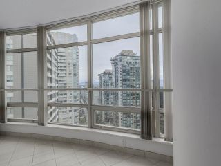 Photo 10: 1805 1288 ALBERNI Street in Vancouver: West End VW Condo for sale in "THE PALISADES" (Vancouver West)  : MLS®# R2106505