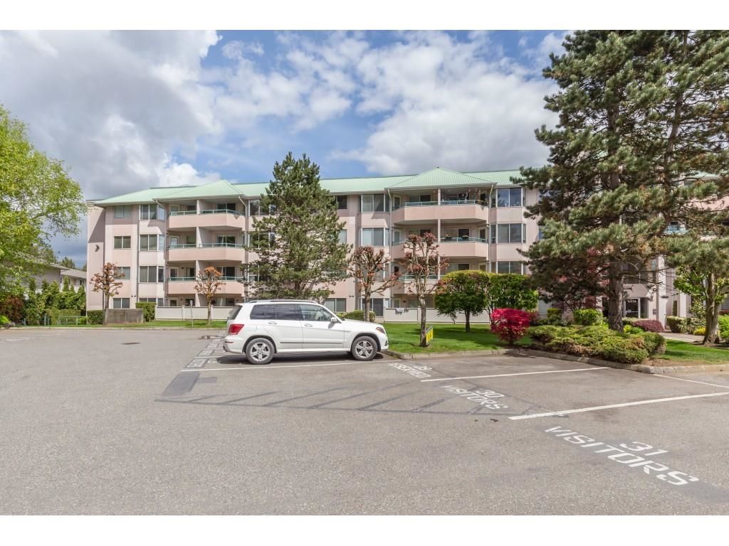 Main Photo: 235 33173 OLD YALE Road in Abbotsford: Central Abbotsford Condo for sale in "SOMMERSET RIDGE" : MLS®# R2687627