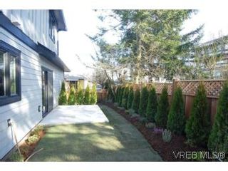 Photo 19: 1575 Westall Ave in VICTORIA: Vi Oaklands House for sale (Victoria)  : MLS®# 528207