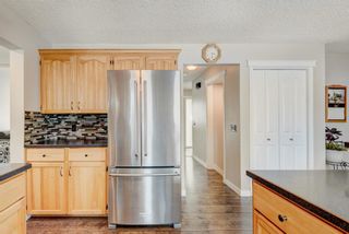 Photo 11: 331 Ranchridge Bay NW in Calgary: Ranchlands Detached for sale : MLS®# A1203048