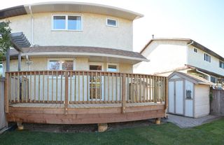Photo 3: 304 berwick Drive NW in Calgary: Beddington Heights Semi Detached (Half Duplex) for sale : MLS®# A2003741