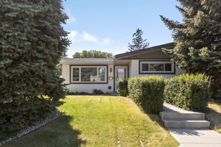 Photo 2: 807 Maplewood Crescent SE in Calgary: Maple Ridge Detached for sale : MLS®# A1250403