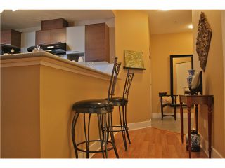 Photo 2: 103 9233 FERNDALE Road in Richmond: McLennan North Condo for sale in "RED 2" : MLS®# V930292