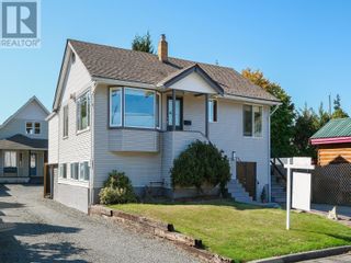 Photo 1: 271 Campbell St in Duncan: House for sale : MLS®# 961043