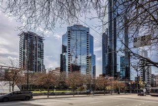 Main Photo: 1705 1050 BURRARD Street in Vancouver: Downtown VW Condo for sale in "wall centre" (Vancouver West)  : MLS®# R2699185
