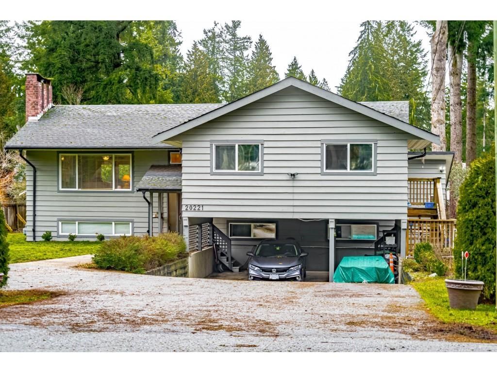 Main Photo: 20221 42 AVENUE in : Brookswood Langley House for sale : MLS®# R2649321