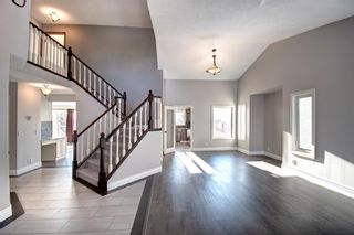 Photo 7: 214 Edgeview Drive NW in Calgary: Edgemont Detached for sale : MLS®# A2014257