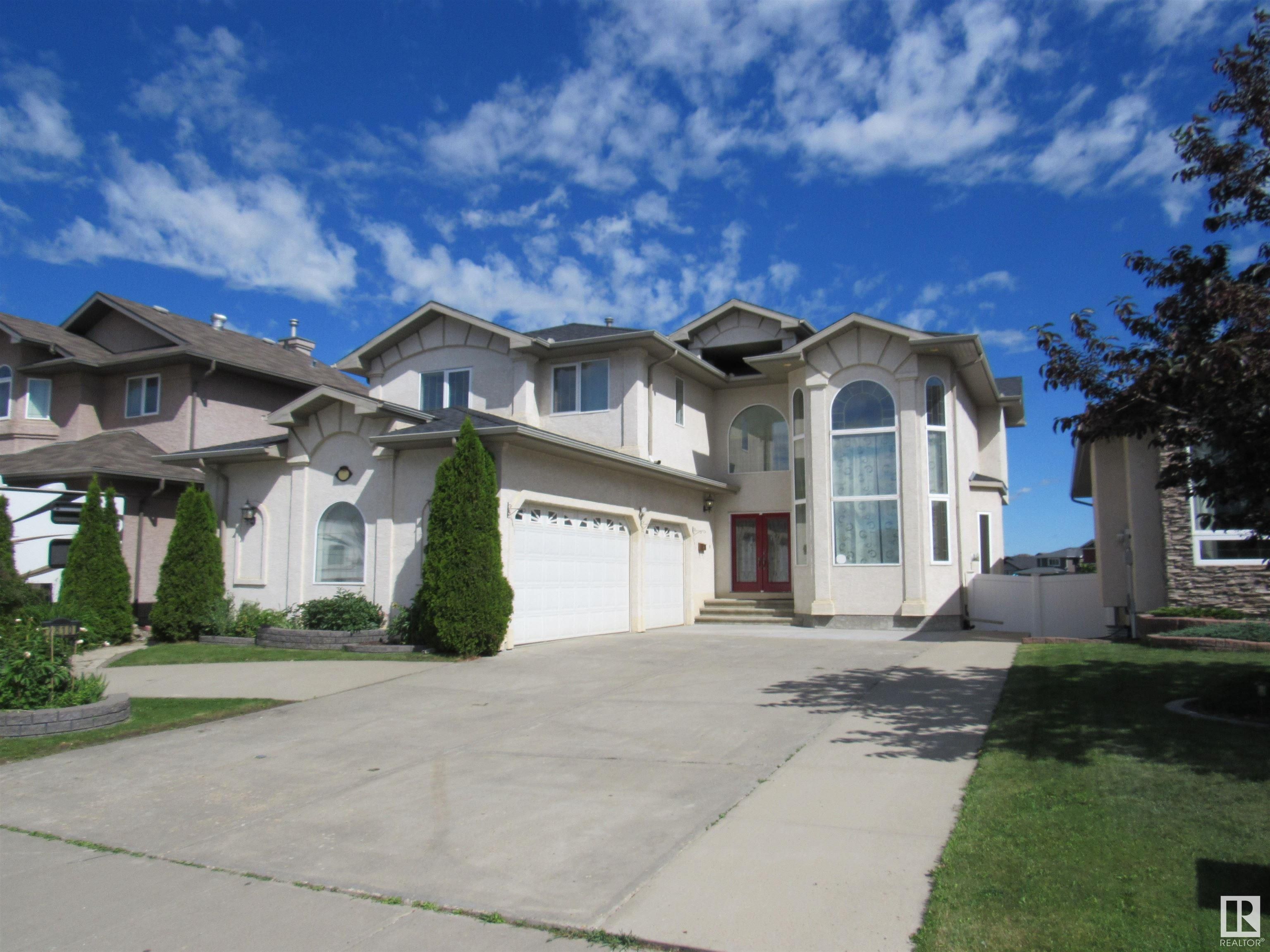 Main Photo: 7810 168A Avenue in Edmonton: Zone 28 House for sale : MLS®# E4319315