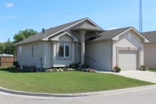 Photo 2: : Dugald Single Family Detached for sale (R04)  : MLS®# 202308363
