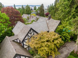 Photo 31: 1850 MATHERS Avenue in West Vancouver: Ambleside House for sale : MLS®# R2777643