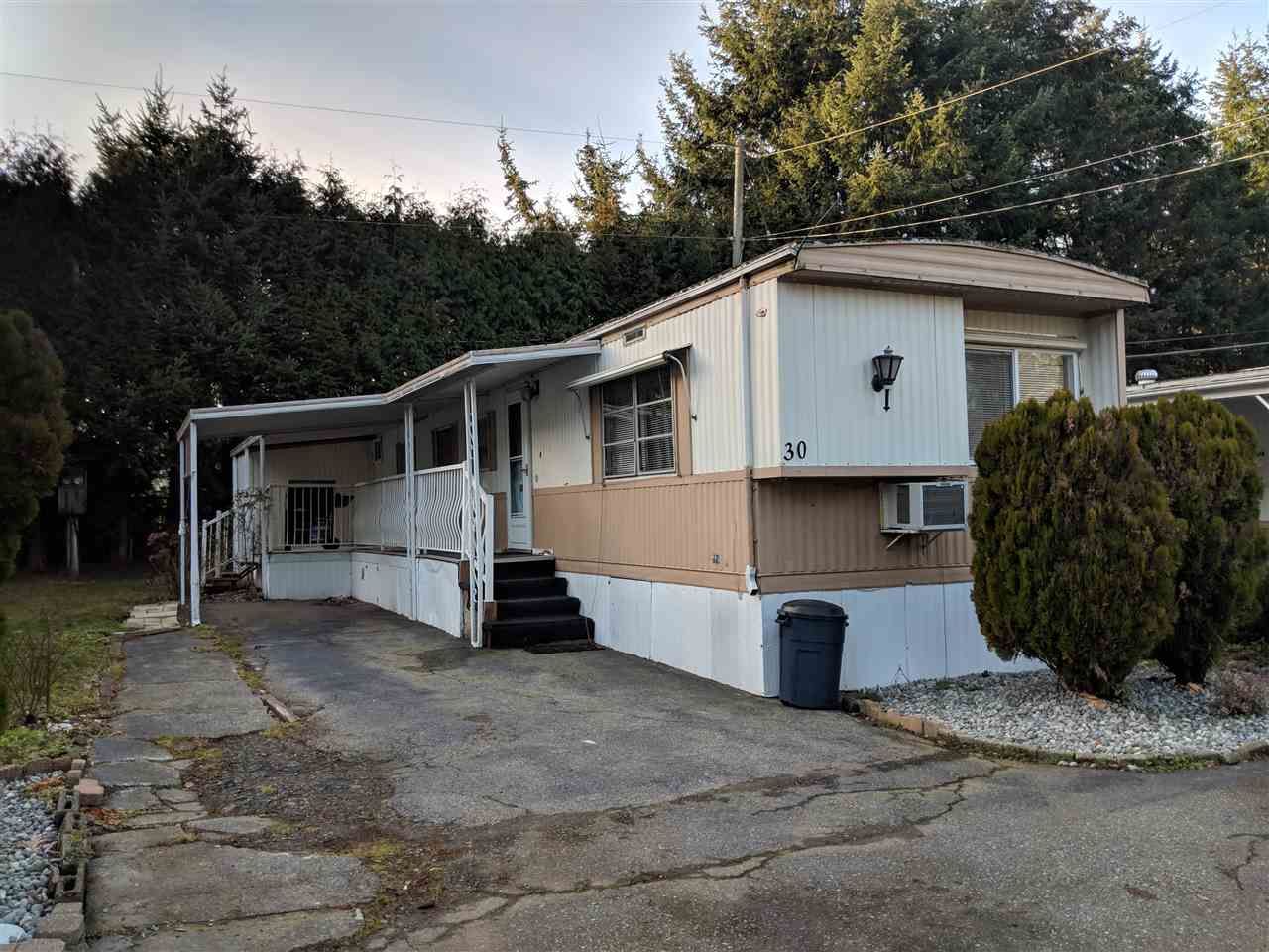 Main Photo: 30 6571 KING GEORGE BOULEVARD in : West Newton Manufactured Home for sale : MLS®# R2334610