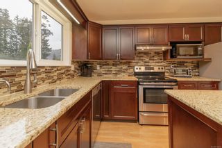 Photo 10: 2961 Andre Rd in Langford: La Goldstream House for sale : MLS®# 915976