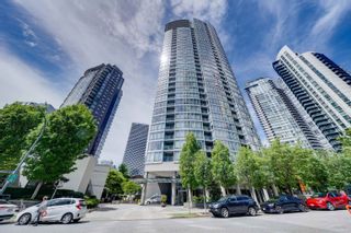 Main Photo: 1701 1495 RICHARDS Street in Vancouver: Yaletown Condo for sale in "AZURA II" (Vancouver West)  : MLS®# R2885444