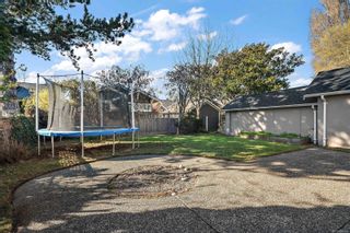 Photo 31: 1734 Lulie St in Oak Bay: OB North Oak Bay House for sale : MLS®# 961352