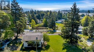 Photo 1: 544 Windthrop Rd in Colwood: House for sale : MLS®# 960836