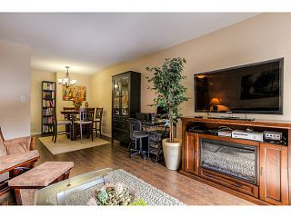 Photo 4: 217 1200 PACIFIC Street in Coquitlam: North Coquitlam Condo for sale in "GLENVIEW MANOR" : MLS®# V1070671