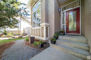Photo 2: 807 114 Street in Edmonton: Zone 16 House for sale : MLS®# E4306269
