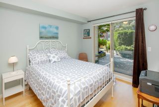 Photo 15: 2575 EAST Mall in Vancouver: University VW Townhouse for sale in "LOGAN LANE" (Vancouver West)  : MLS®# R2302222