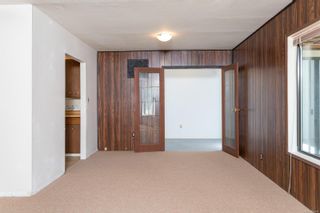 Photo 15: 482 Foster St in Esquimalt: Es Saxe Point Half Duplex for sale : MLS®# 933346