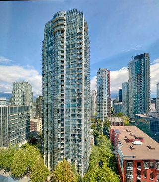 Main Photo: 1703 1239 W GEORGIA Street in Vancouver: Coal Harbour Condo for sale in "Venus" (Vancouver West)  : MLS®# R2890256