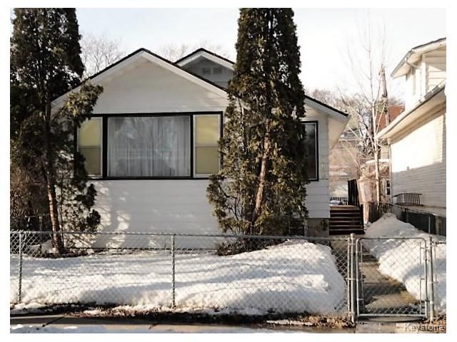 Main Photo: 793 Garwood Avenue in Winnipeg: Crescentwood Residential for sale (1B)  : MLS®# 1704546