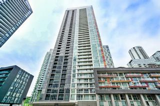 Main Photo: 722 85 Queens Wharf Road Road in Toronto: Waterfront Communities C1 Condo for lease (Toronto C01)  : MLS®# C8219310