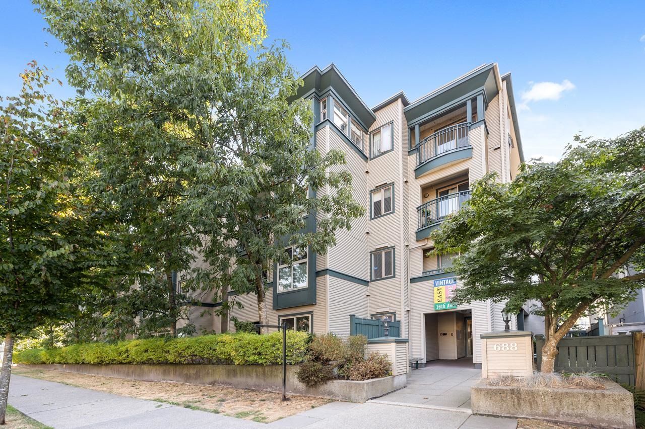 Main Photo: 405 688 E 16TH Avenue in Vancouver: Fraser VE Condo for sale in "Vintage Eastside" (Vancouver East)  : MLS®# R2727476