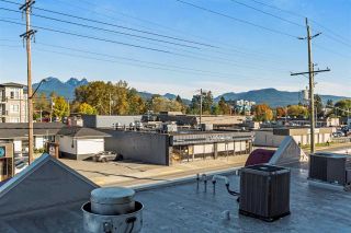 Photo 18: 203 11980 222 Street in Maple Ridge: West Central Condo for sale in "GORDON TOWERS" : MLS®# R2217152