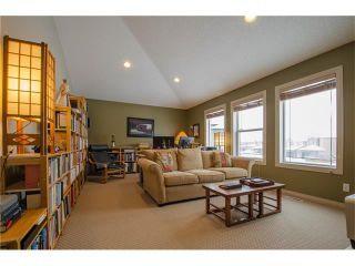 Photo 14: 76 STRATHLEA Place SW in Calgary: Strathcona Park House for sale : MLS®# C4092293