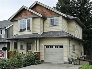 Photo 1: 973 Cavalcade Terr in VICTORIA: La Florence Lake House for sale (Langford)  : MLS®# 603412
