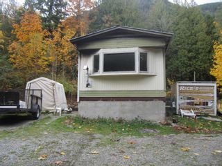 Photo 6: 11121 BARNES Road in Mission: Dewdney Deroche Manufactured Home for sale : MLS®# R2828468