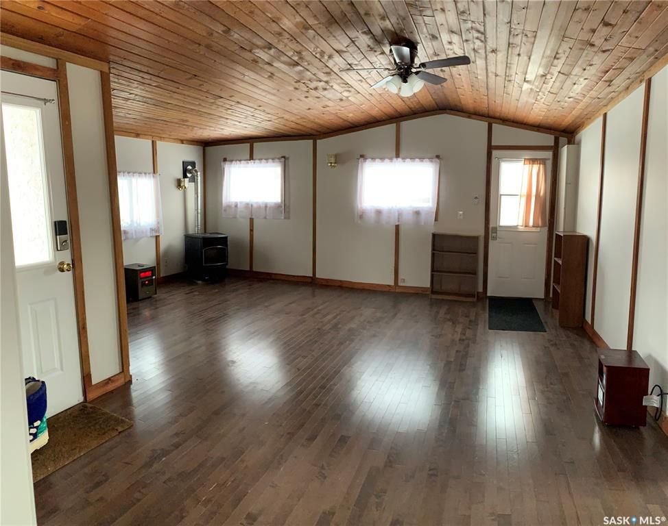 Photo 15: Photos: 319 Cumming Avenue in Manitou Beach: Residential for sale : MLS®# SK899778
