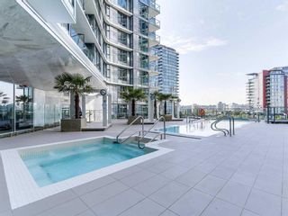 Main Photo: 608-68 Smithe St in Vancouver: Yaletown Condo for sale