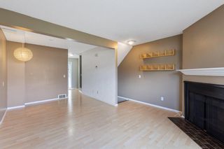 Photo 3: 84 2511 38 Street NE in Calgary: Rundle Row/Townhouse for sale : MLS®# A1115579
