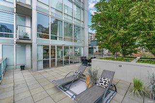 Photo 7: 806 1228 MARINASIDE Crescent in Vancouver: Yaletown Condo for sale (Vancouver West)  : MLS®# R2879954