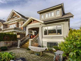 Photo 3: 3209 W 2ND AVENUE in Vancouver: Kitsilano Townhouse for sale (Vancouver West)  : MLS®# R2527751