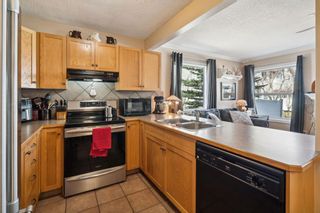 Photo 9: 82 Eversyde Court SW in Calgary: Evergreen Row/Townhouse for sale : MLS®# A2123607