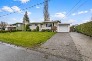 Photo 2: 46080 CAMROSE Avenue in Chilliwack: Fairfield Island House for sale : MLS®# R2562668