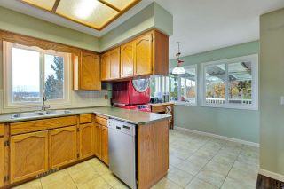 Photo 10: 3915 WATERTON Crescent in Abbotsford: Abbotsford East House for sale : MLS®# R2739627