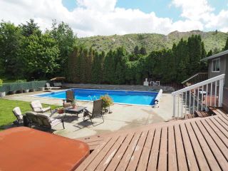 Photo 14: 2135 CRESCENT DRIVE in : Valleyview House for sale (Kamloops)  : MLS®# 146940