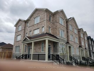 Photo 3: 2058 Donald Cousens Parkway in Markham: Cornell House (3-Storey) for sale : MLS®# N8252320
