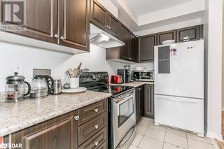 Photo 9: 120 STANLEY Street in Barrie: House for sale : MLS®# 40473431
