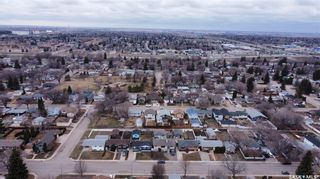 Photo 33: 331 Y Avenue South in Saskatoon: Meadowgreen Residential for sale : MLS®# SK966337